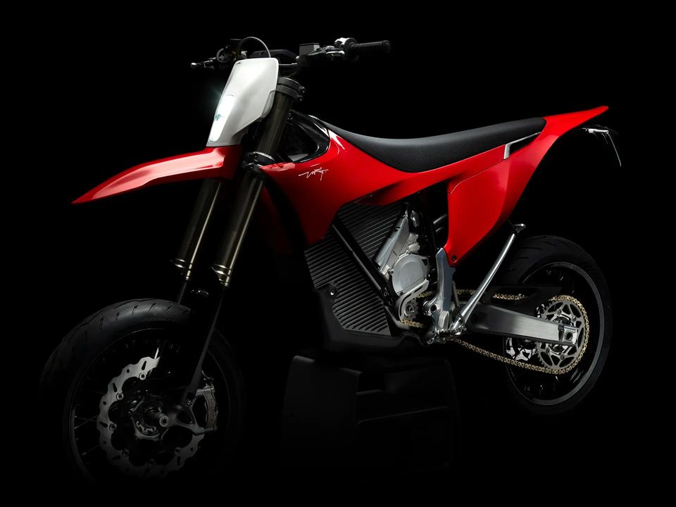 Stark Varg SM electric supermoto in red on road wheels